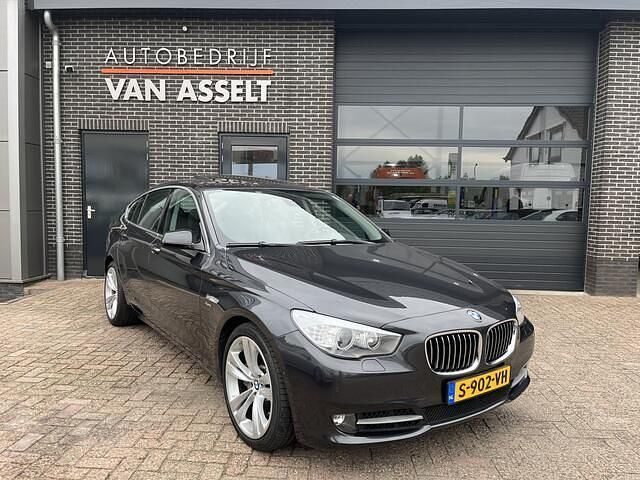 Grijs Gebruikt 2012 BMW 550 Hatchback | € 20.900 - Afbeelding 1/4