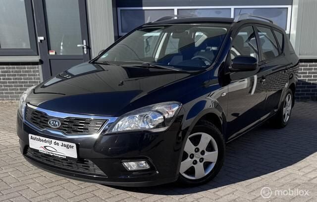 Zwart Gebruikt 2010 Kia Ceed Stationwagen | € 4.995 (Eerlijke prijs) - Afbeelding 1/4