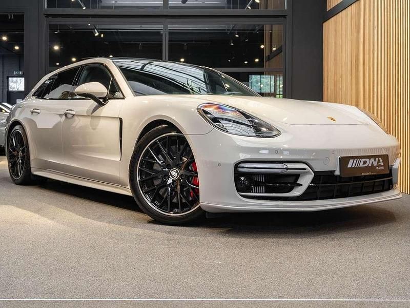 Grijs Gebruikt 2022 Porsche Panamera S E-Hybrid Sport Turismo Sedan | € 109.995 - Afbeelding 1/4
