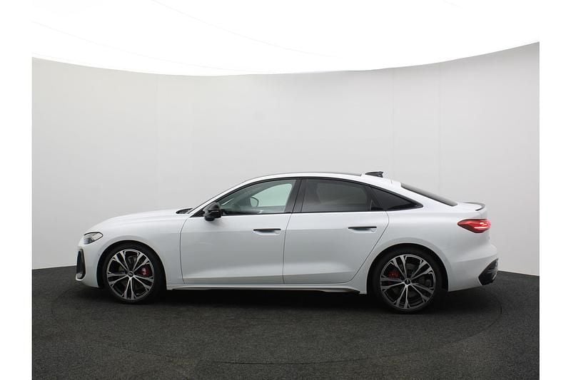 Nieuw Audi S5 Ambiente 368 PK (270 kW) 2025 Wit Sedan