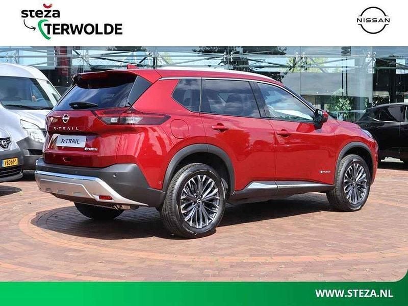Rood Nieuw 2025 Nissan X-Trail Tekna SUV | € 50.940 (Goede deal) - Afbeelding 1/4