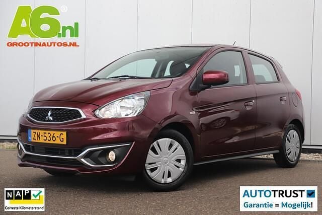 Wine red p Gebruikt 2019 Mitsubishi Space Star Hatchback | € 8.499 (Goede deal) - Afbeelding 1/4