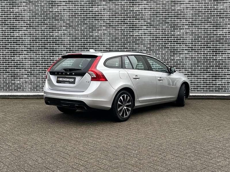 Occasion Volvo V60 Dynamic 152 PK (111 kW) 2017 Grijs Stationwagen