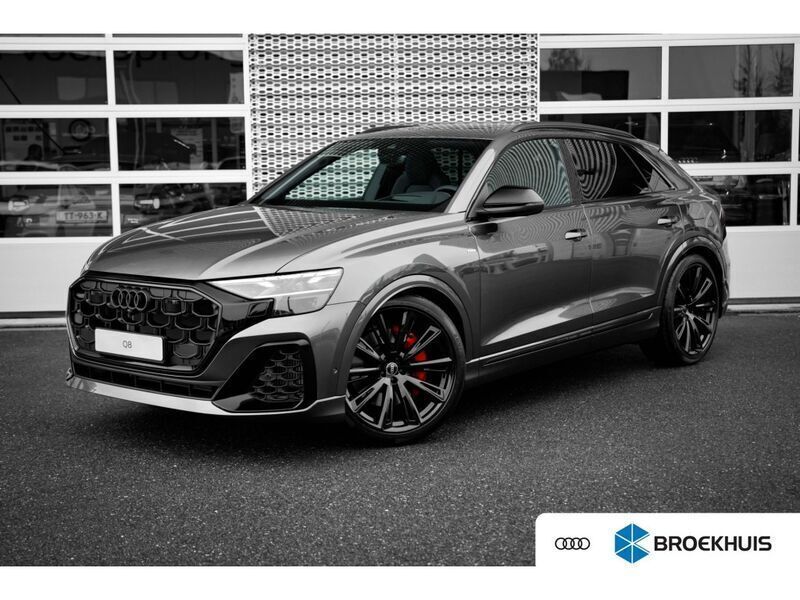Grijs Gebruikt 2025 Audi Q8 Proline SUV | € 129.900 - Afbeelding 1/4