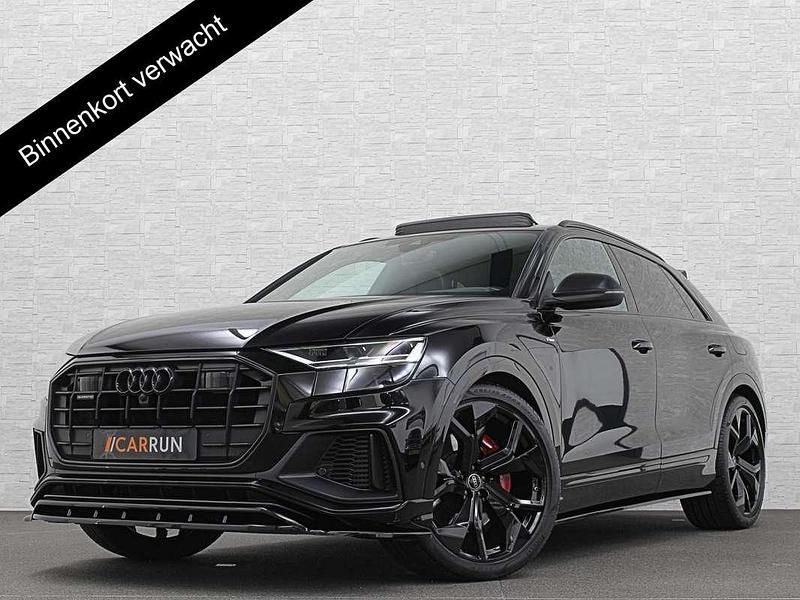 Zwart, metallic lak Gebruikt 2021 Audi RS Q8 Competition SUV | € 77.950 - Afbeelding 1/4