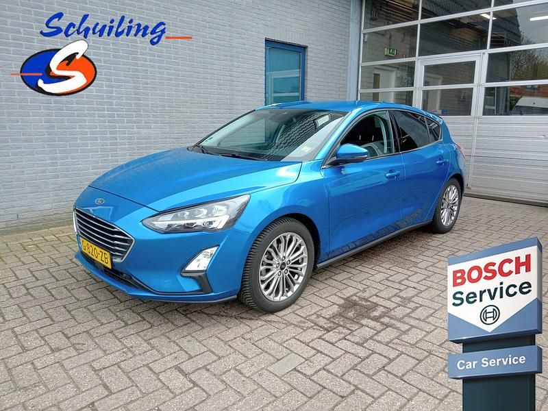 Blauw Occasion 2020 Ford Focus Business Edition Hatchback | € 18.750 (Eerlijke prijs) - Afbeelding 1/4
