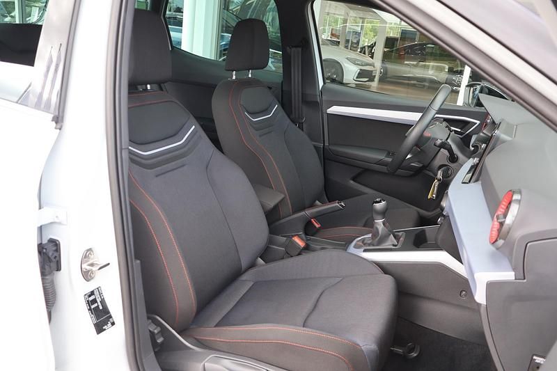 Occasion Seat Arona Business 95 PK (69 kW) 2024 Wit SUV