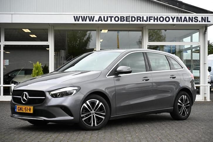 Occasion 2023 Mercedes 250 Luxury | € 33.950 (Goede deal) - Afbeelding 1/4