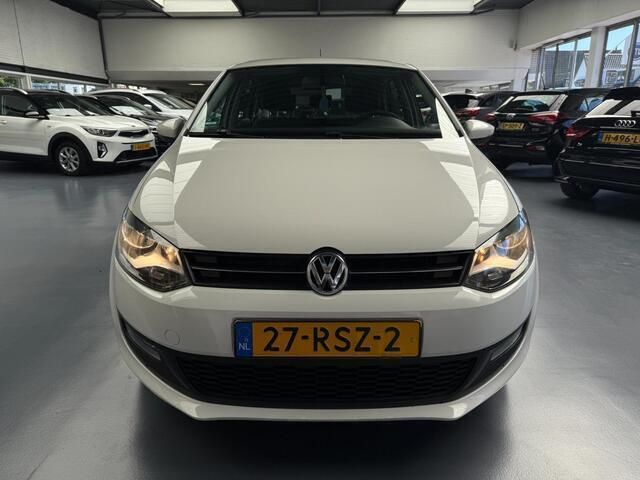 Occasion VW Polo Comfortline 90 PK (66 kW) 2011 Wit, metallic lak Hatchback