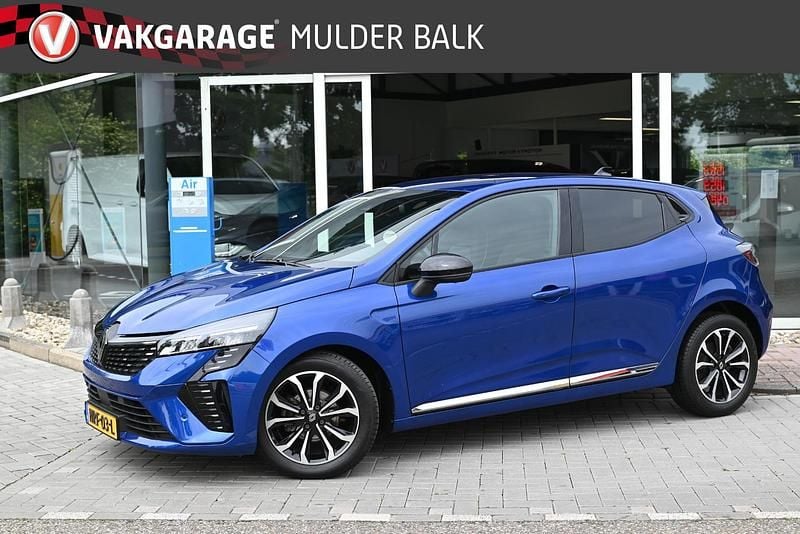 Blauw Gebruikt 2024 Renault Clio V Techno Hatchback | € 20.695 (Eerlijke prijs) - Afbeelding 1/4