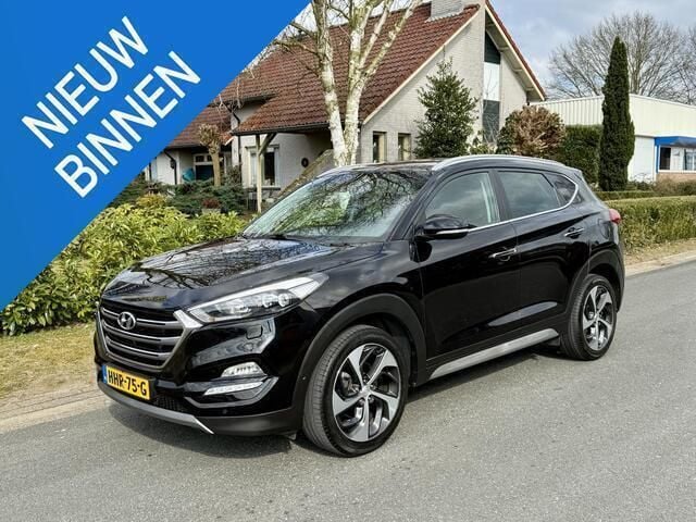 Zwart Gebruikt 2017 Hyundai Tucson Premium SUV | € 19.800 (Goede deal) - Afbeelding 1/4