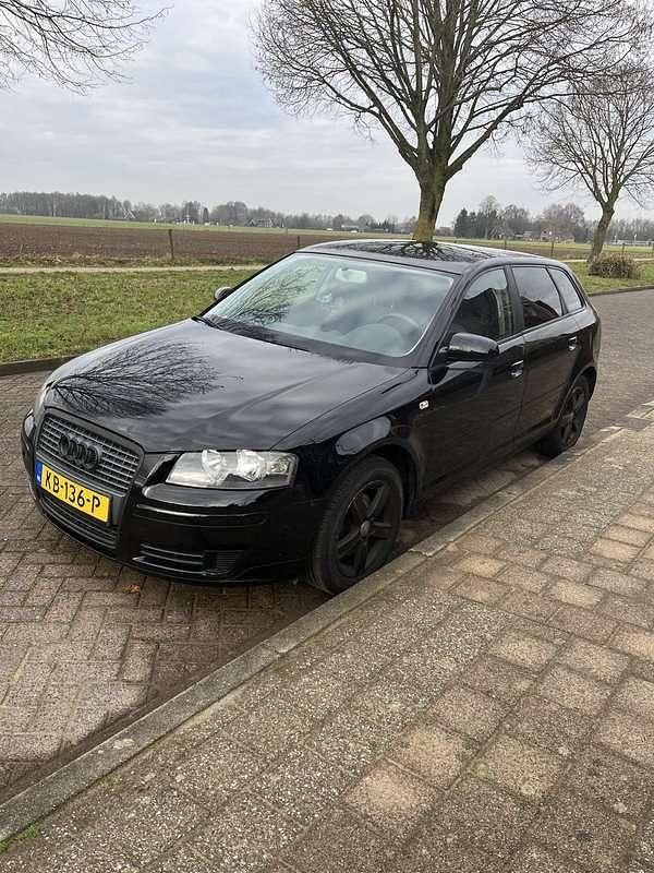 Occasion 2008 Audi A3 Attraction Hatchback | € 5.300 (Eerlijke prijs) - Afbeelding 1/4