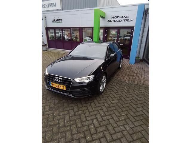 Zwart Gebruikt 2016 Audi A3 Sportback Ambition Hatchback | € 17.950 (Iets duurder) - Afbeelding 1/4