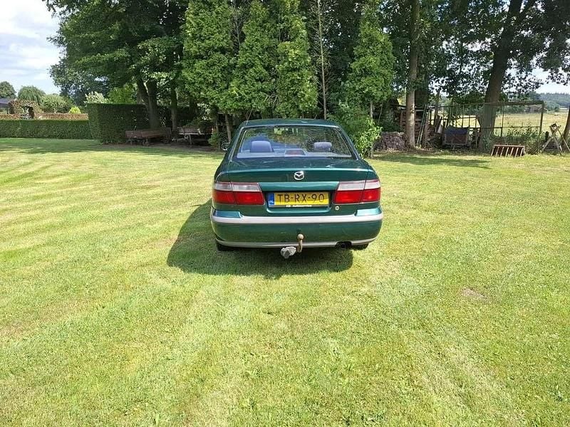 Groen Gebruikt 1998 Mazda 626 Sedan | € 1.499 - Afbeelding 1/4
