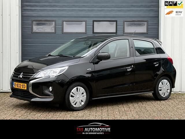 Zwart (metallic) Occasion 2021 Mitsubishi Space Star Hatchback | € 6.950 (Super prijs) - Afbeelding 1/4