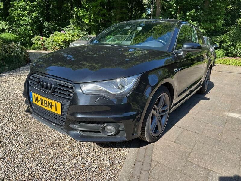 Zwart Gebruikt 2011 Audi A1 S-Line Hatchback | € 6.750 (Eerlijke prijs) - Afbeelding 1/4