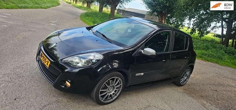 Zwart Gebruikt 2010 Renault Clio R.S. GT Hatchback | € 3.950 - Afbeelding 1/4
