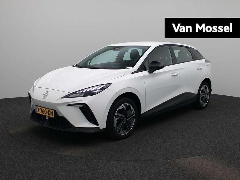 Wit Gebruikt 2023 MG MG4 EV Hatchback | € 18.495 (Eerlijke prijs) - Afbeelding 1/3