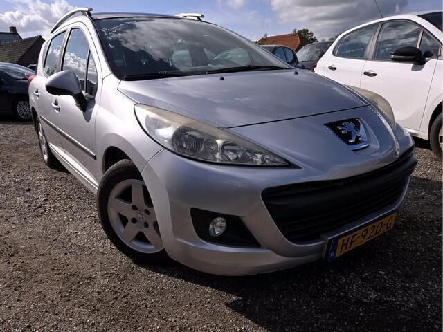 Grijs Gebruikt 2003 Peugeot 307 Stationwagen | € 1.250 (Eerlijke prijs) - Afbeelding 1/4