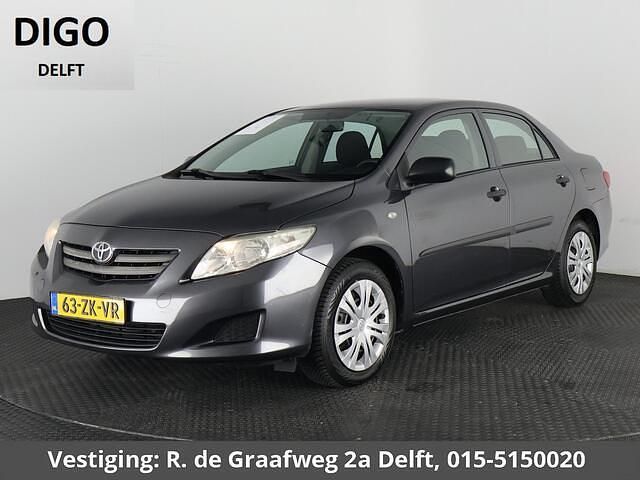 Grijs Occasion 2008 Toyota Corolla Terra Sedan | € 6.400 (Eerlijke prijs) - Afbeelding 1/3