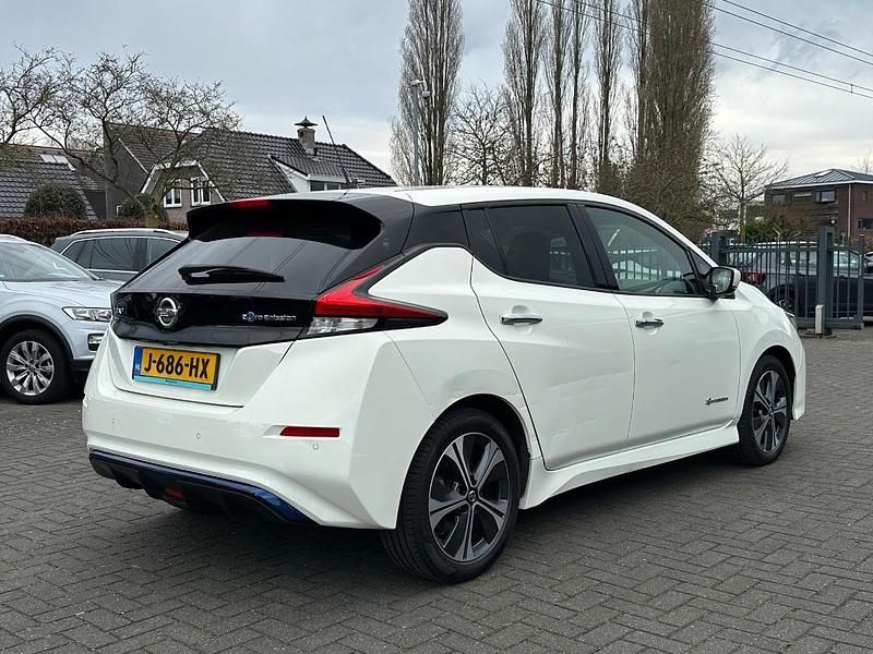 Occasion Nissan Leaf Tekna 110 kW (150 PK) 2020 Wit Hatchback