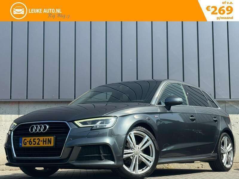 Grijs Gebruikt 2019 Audi A3 Sport Hatchback | € 20.930 (Eerlijke prijs) - Afbeelding 1/4
