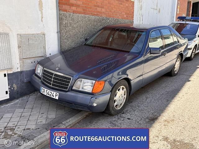 Zwart Gebruikt 1992 Mercedes 400 SE | € 2.500 - Afbeelding 1/4