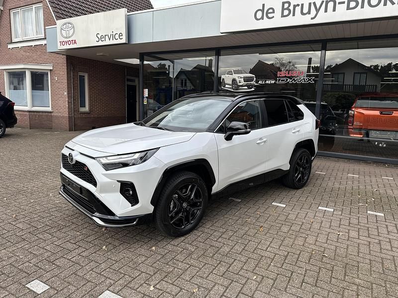 Nieuw Toyota RAV4 Hybrid Sport 306 PK (225 kW) 2025 Wit SUV