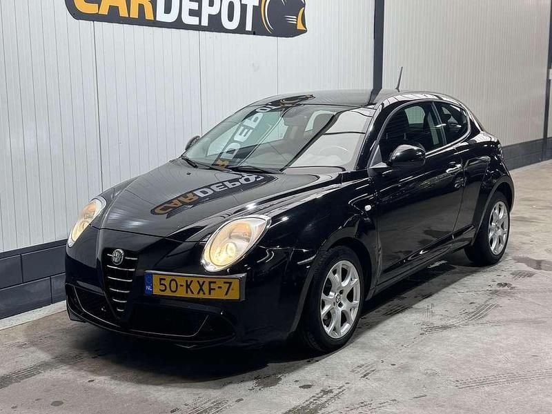 Occasion Alfa Romeo MiTo Distinctive 105 PK (77 kW) 2010 Zwart Hatchback