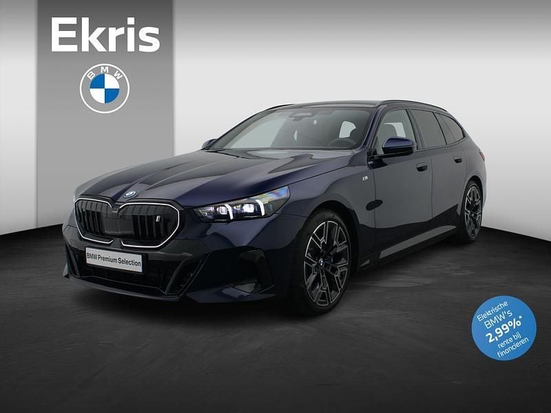 Blauw Gebruikt 2025 BMW i5 M Sport Sedan | € 101.995 - Afbeelding 1/4