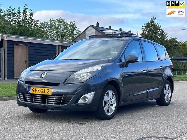 Grijs Occasion 2009 Renault Grand Scénic III Dynamique MPV | € 1.950 (Super prijs) - Afbeelding 1/3