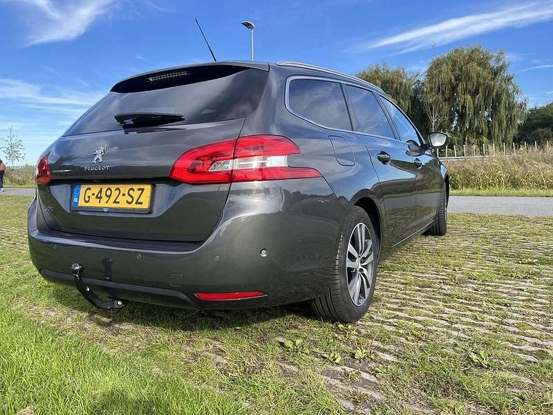 Occasion Peugeot 308 131 PK (96 kW) 2019 Grijs MPV