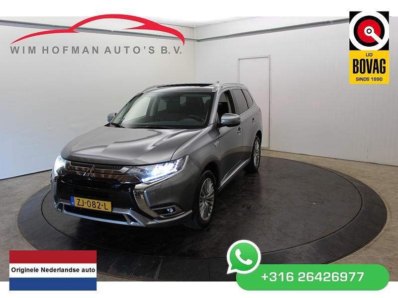 Grijs Gebruikt 2019 Mitsubishi Outlander P-HEV Intense+ SUV | € 20.840 (Eerlijke prijs) - Afbeelding 1/4