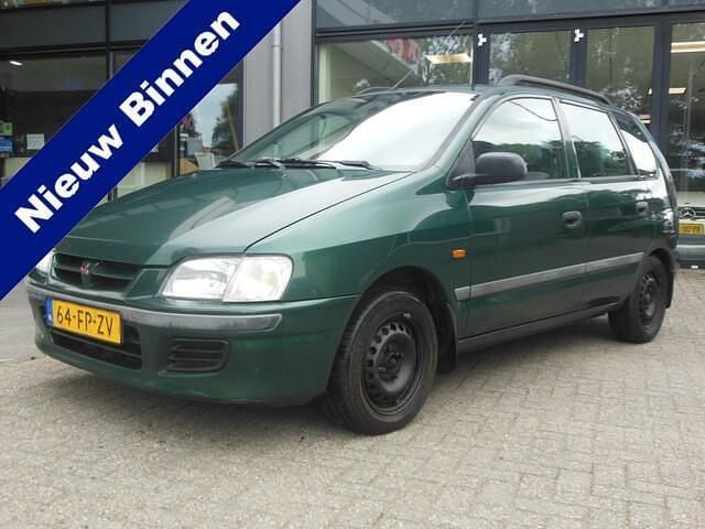 Grijs Gebruikt 2000 Mitsubishi Space Star Edition MPV | € 750 (Eerlijke prijs) - Afbeelding 1/4