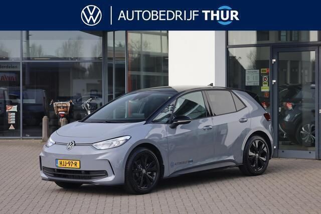 Grijs Gebruikt 2025 VW ID.3 Black Edition Hatchback | € 36.885 - Afbeelding 1/4