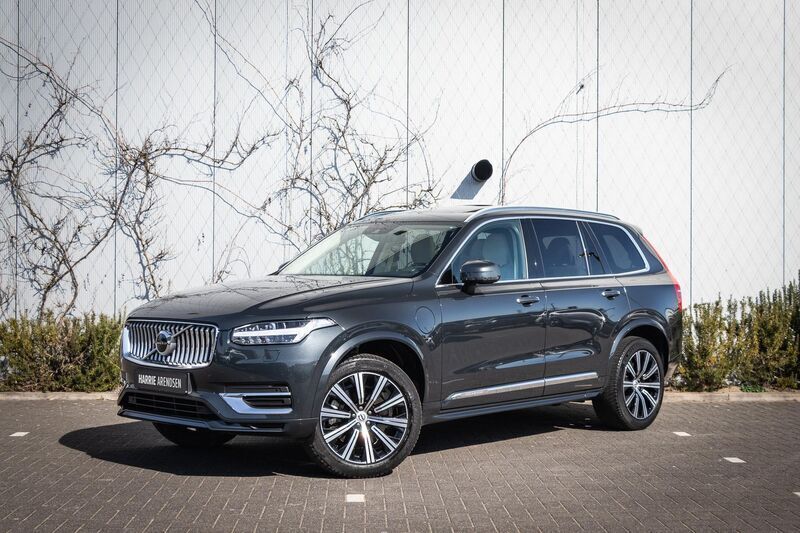 Grijs Gebruikt 2022 Volvo XC90 Inscription SUV | € 59.899 (Eerlijke prijs) - Afbeelding 1/4