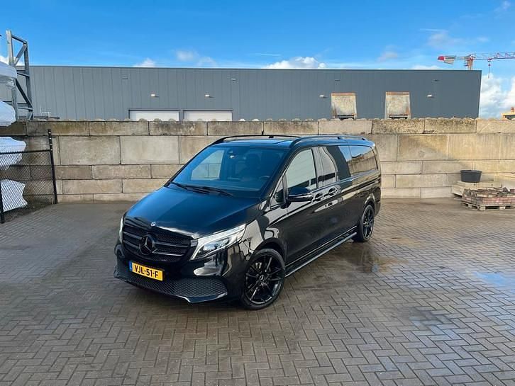 Gebruikt 2019 Mercedes V250 MPV | € 33.750 (Eerlijke prijs) - Afbeelding 1/4