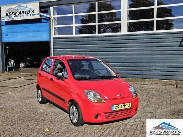 Rood Gebruikt 2006 Chevrolet Matiz Hatchback | € 2.499 (Eerlijke prijs) - Afbeelding 1/4