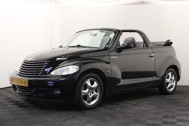Zwart Gebruikt 2004 Chrysler PT Cruiser Limited Cabriolet | € 3.999 (Iets duurder) - Afbeelding 1/4