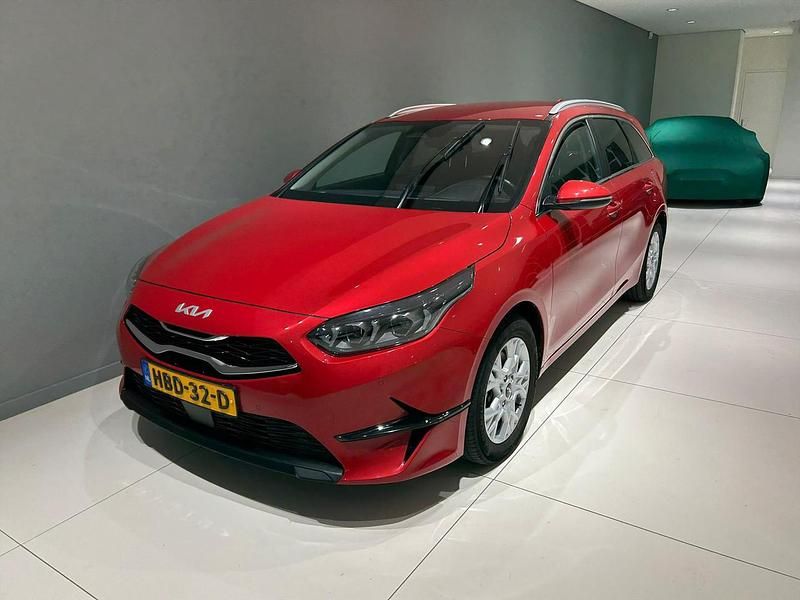 Occasion Kia Ceed Sportswagon 99 PK (72 kW) 2025 Rood Stationwagen