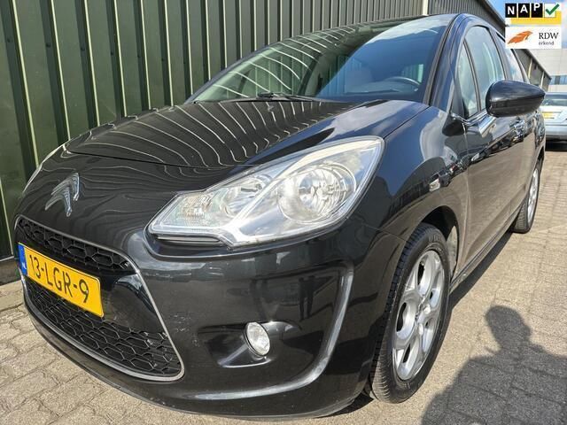 Zwart Gebruikt 2010 Citroën C3 Exclusive Hatchback | € 2.499 (Eerlijke prijs) - Afbeelding 1/4