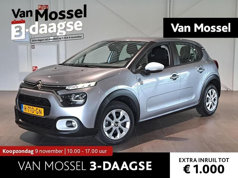 Grijs Gebruikt 2022 Citroën C3 PureTech Hatchback | € 13.240 (Eerlijke prijs) - Afbeelding 1/4