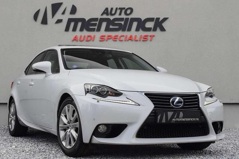 Wit Gebruikt 2013 Lexus IS300h Business Edition Sedan | € 15.950 (Duur) - Afbeelding 1/4