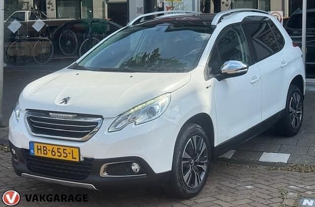 Wit Gebruikt 2015 Peugeot 2008 Style SUV | € 7.999 - Afbeelding 1/4