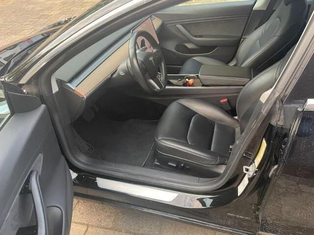 Occasion Tesla Model 3 Long Range RWD 258 kW (351 PK) 2019 Zwart Sedan