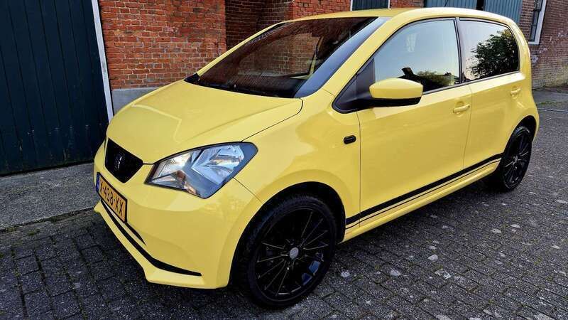 Geel Gebruikt 2015 Seat Mii Style Hatchback | € 7.500 (Goede deal) - Afbeelding 1/4
