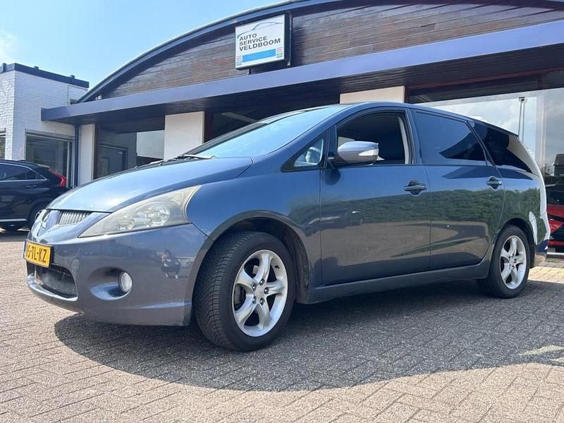 Grijs Gebruikt 2006 Mitsubishi Grandis Intense MPV | € 2.950 (Goede deal) - Afbeelding 1/4