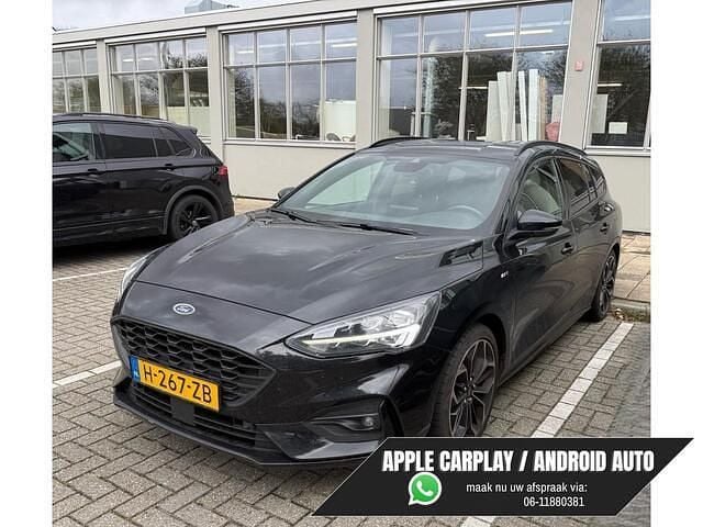 Zwart Occasion 2020 Ford Focus Business Edition Stationwagen | € 12.995 (Iets duurder) - Afbeelding 1/4