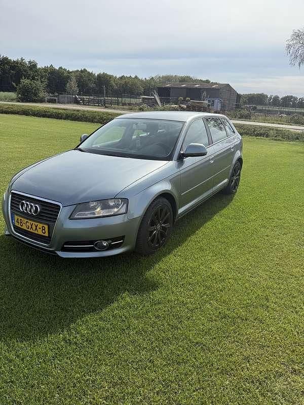 Grijs Occasion 2008 Audi A3 Stationwagen | € 5.500 (Iets duurder) - Afbeelding 1/4