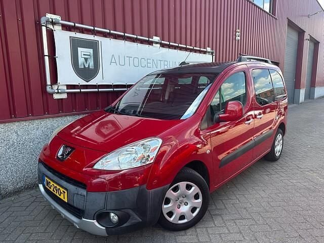 Rood Gebruikt 2009 Peugeot Partner Tepee MPV | € 4.999 (Goede deal) - Afbeelding 1/4